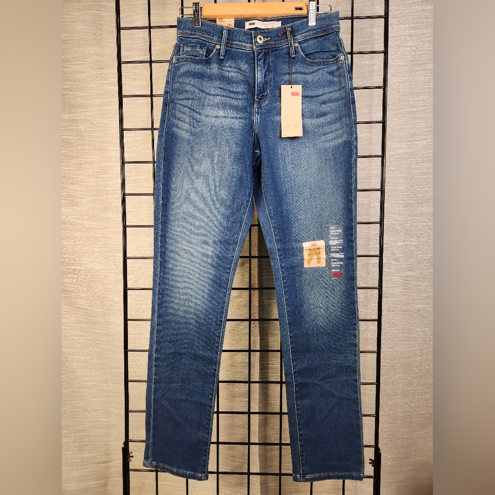 Levi's 512 NWT Woman Skinny jeans size 6M